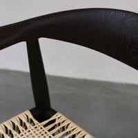 PP Mobler（PPモブラー） / PP501 Round Chair（ラウンドチェア） / The Chair（ザ チェア） / ウェンジ材・クリアオイル仕上げ /Cane seat（籐張り） / 真鍮プレート付