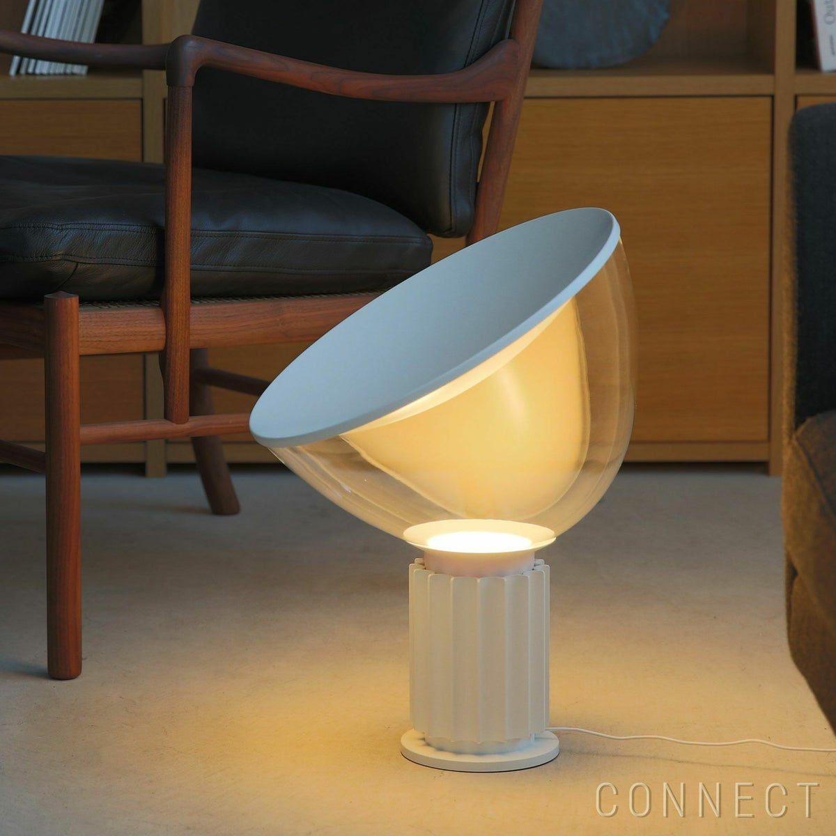 【アウトレット】FLOS（フロス） / TACCIA SMALL（タッチア スモール） / マットホワイト / テーブルランプ