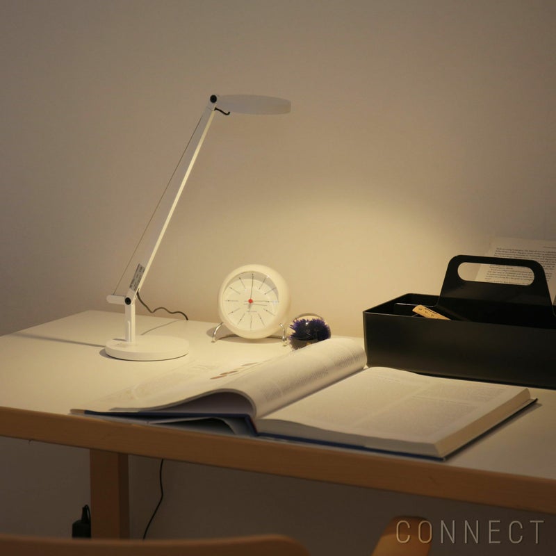 【アウトレット】Artemide（アルテミデ） / Demetra Micro Table（デメトラ マイクロ テーブル） / ホワイト / テーブルランプ