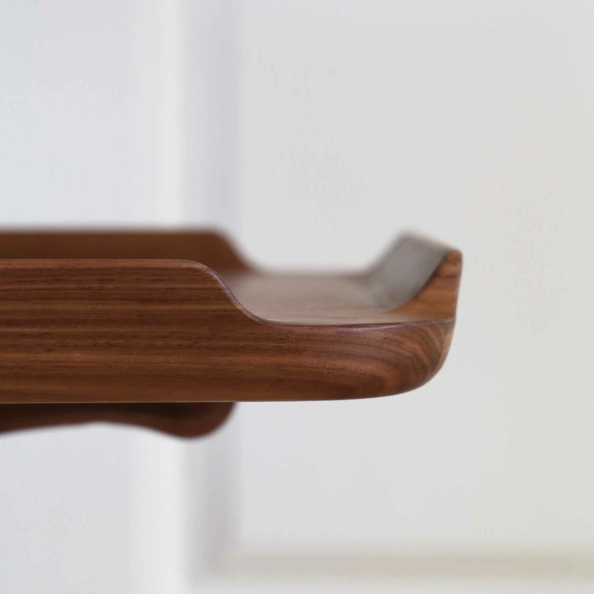 HOUSE OF FINN JUHL（ハウス・オブ・フィンユール） / COCKTAIL BENCH（カクテルベンチ） / ウォルナット材・オイル仕上げ / ベンチ