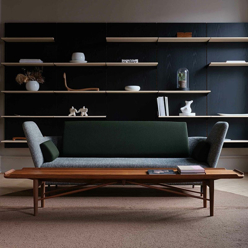 HOUSE OF FINN JUHL（ハウス・オブ・フィンユール） / COCKTAIL BENCH（カクテルベンチ） / ウォルナット材・オイル仕上げ / ベンチ