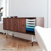 HOUSE OF FINN JUHL（ハウス・オブ・フィンユール） / SIDEBOARD W/ TRAY UNIT（サイドボード） / ウォルナット材・オイル仕上げ / 脚：ブラック / トレイユニット付き（COLD）