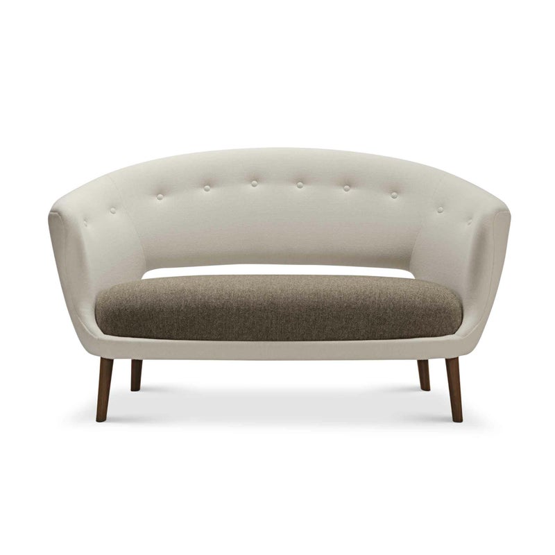 HOUSE OF FINN JUHL（ハウス・オブ・フィンユール） / WILLADSEN SOFA（ウィラドセンソファ） / ウォルナット材・オイル仕上げ / Hallingdal 100・270（ハリンダル）