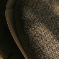 HOUSE OF FINN JUHL（ハウス・オブ・フィンユール） / WILLADSEN SOFA（ウィラドセンソファ） / ウォルナット材・オイル仕上げ / Hallingdal 100・270（ハリンダル）