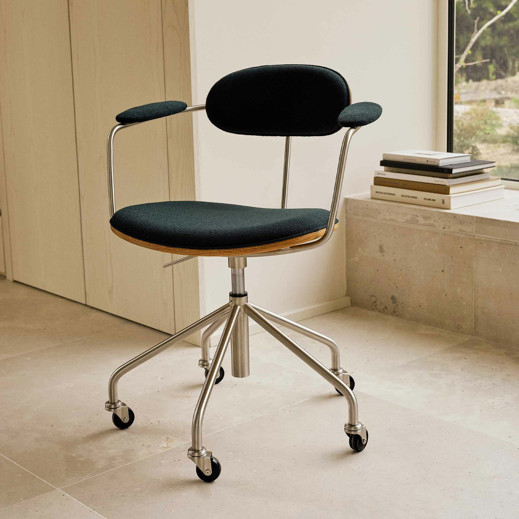CARL HANSEN & SON（カール・ハンセン＆サン） / CH621 SWIVEL CHAIR