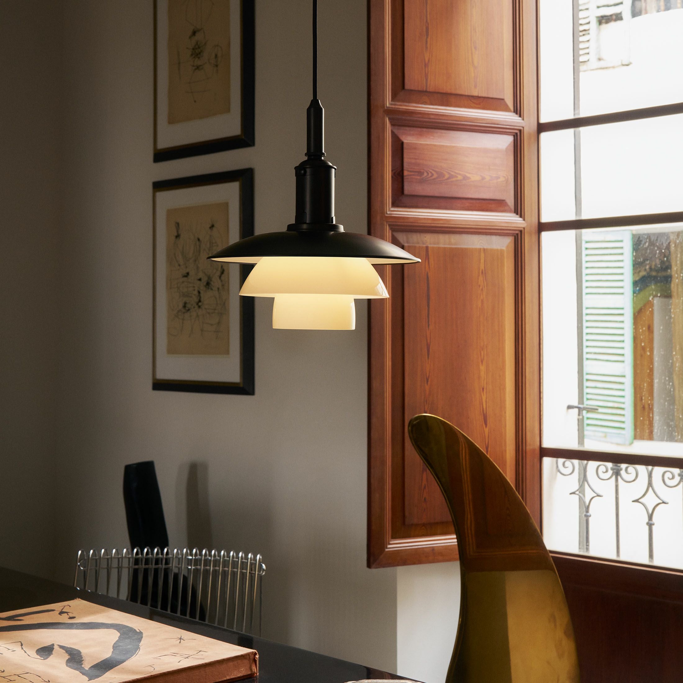 Louis Poulsen（ルイスポールセン） / PH 3/3 Aged Brass Opal Pendant