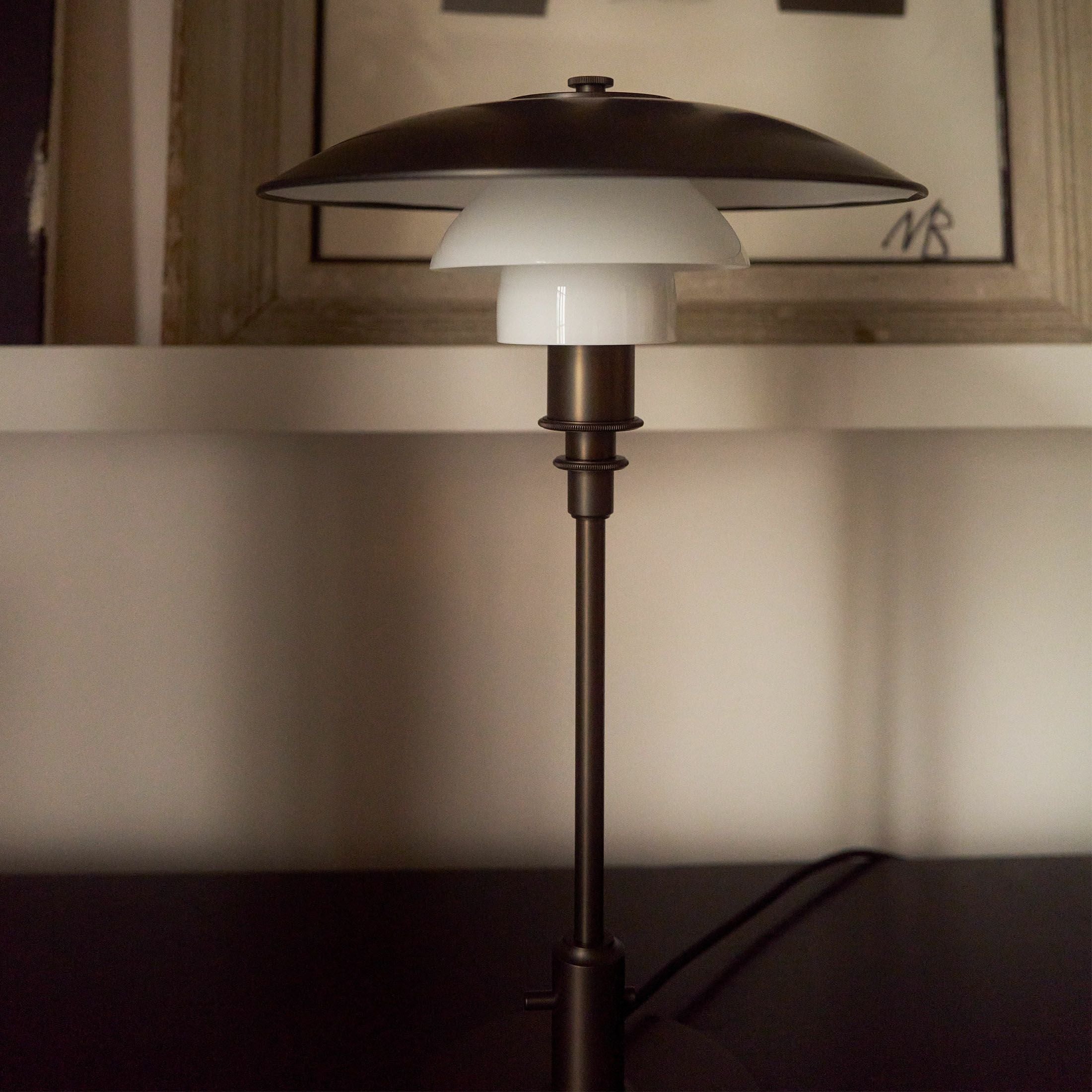 Louis Poulsen（ルイスポールセン） / PH 3/2 Aged Brass Opal Table