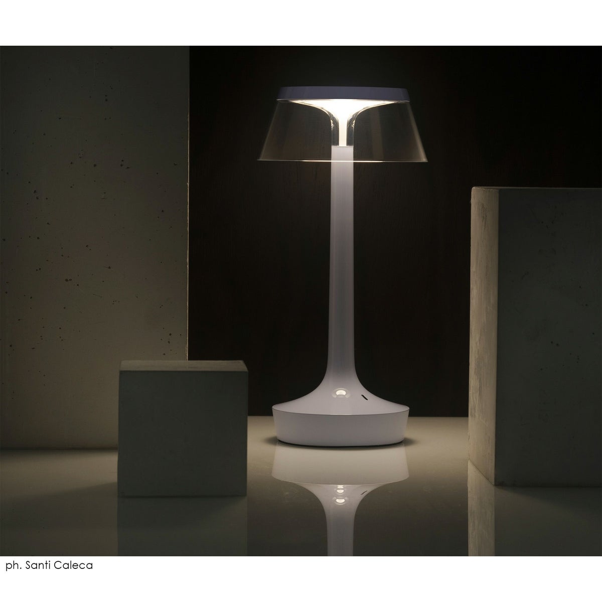 FLOS（フロス） / BON JOUR UNPLUGGED（ボンジュール アンプラグド） / 全5色 / テーブルランプ