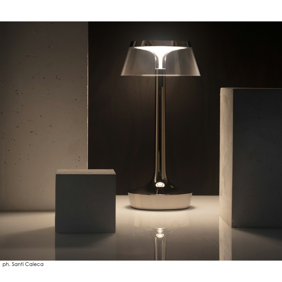 FLOS（フロス） / BON JOUR UNPLUGGED（ボンジュール アンプラグド） / 全3色 / テーブルランプ