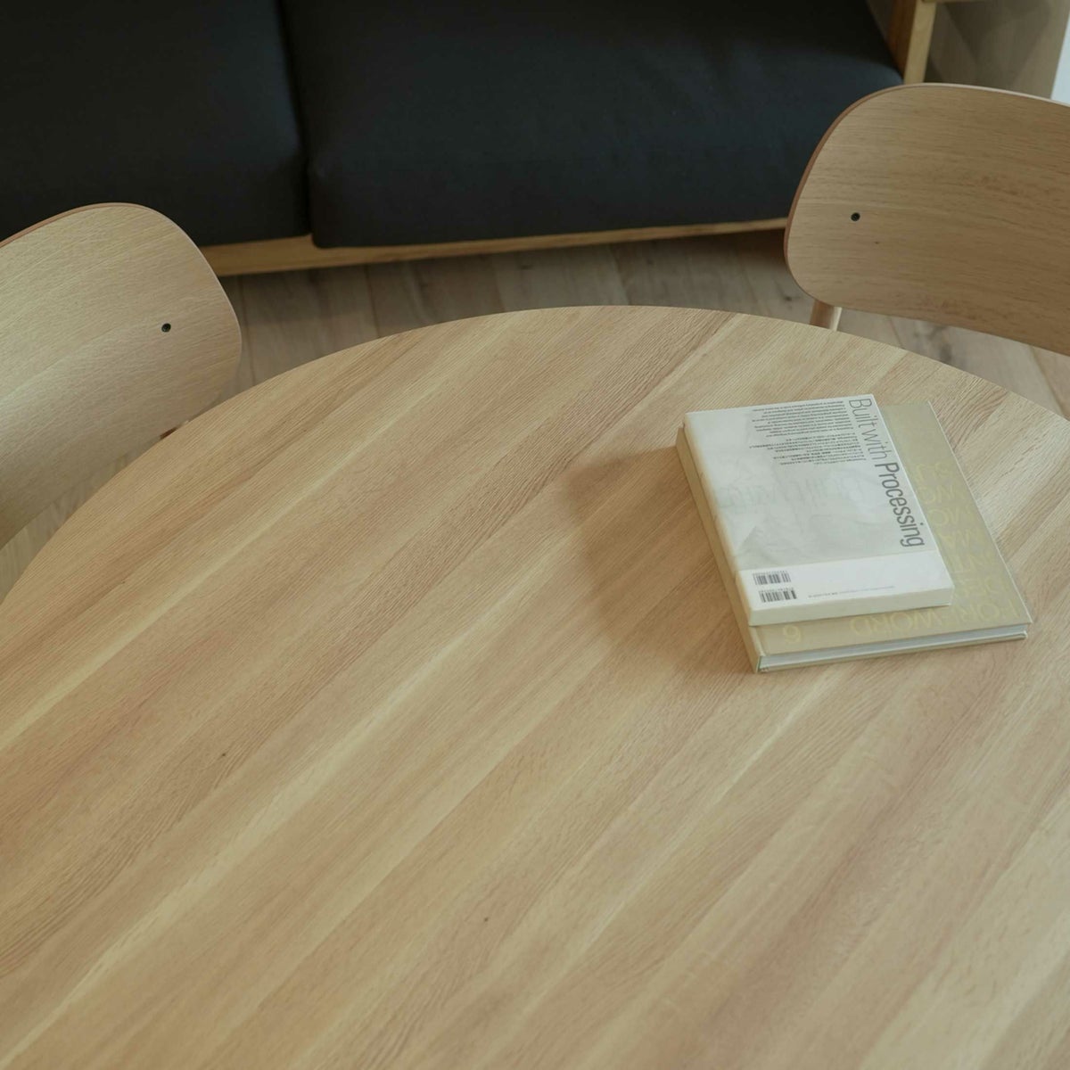 【Plus1キャンペーン】石巻工房 / YAGURA ROUND TABLE（ヤグララウンドテーブル） / Φ120cm & OBON CHAIR（オボンチェア） / natural