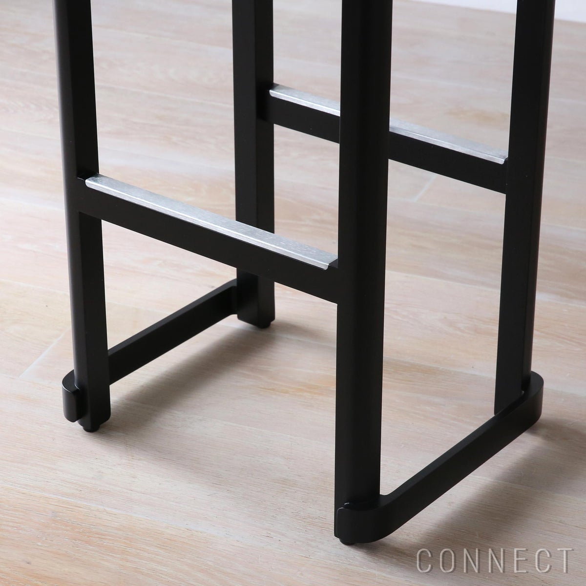 Artek（アルテック） / ATELIER BAR STOOL（アトリエ バースツール） / ビーチ材・ ラッカー仕上げ / 全3色 / H75cm / スツール