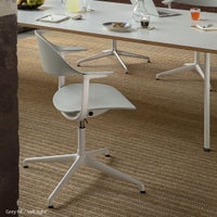 Vitra（ヴィトラ） / Mynt（ミント） / プラスチック / 4スターベース / 全2色 / デスクチェア