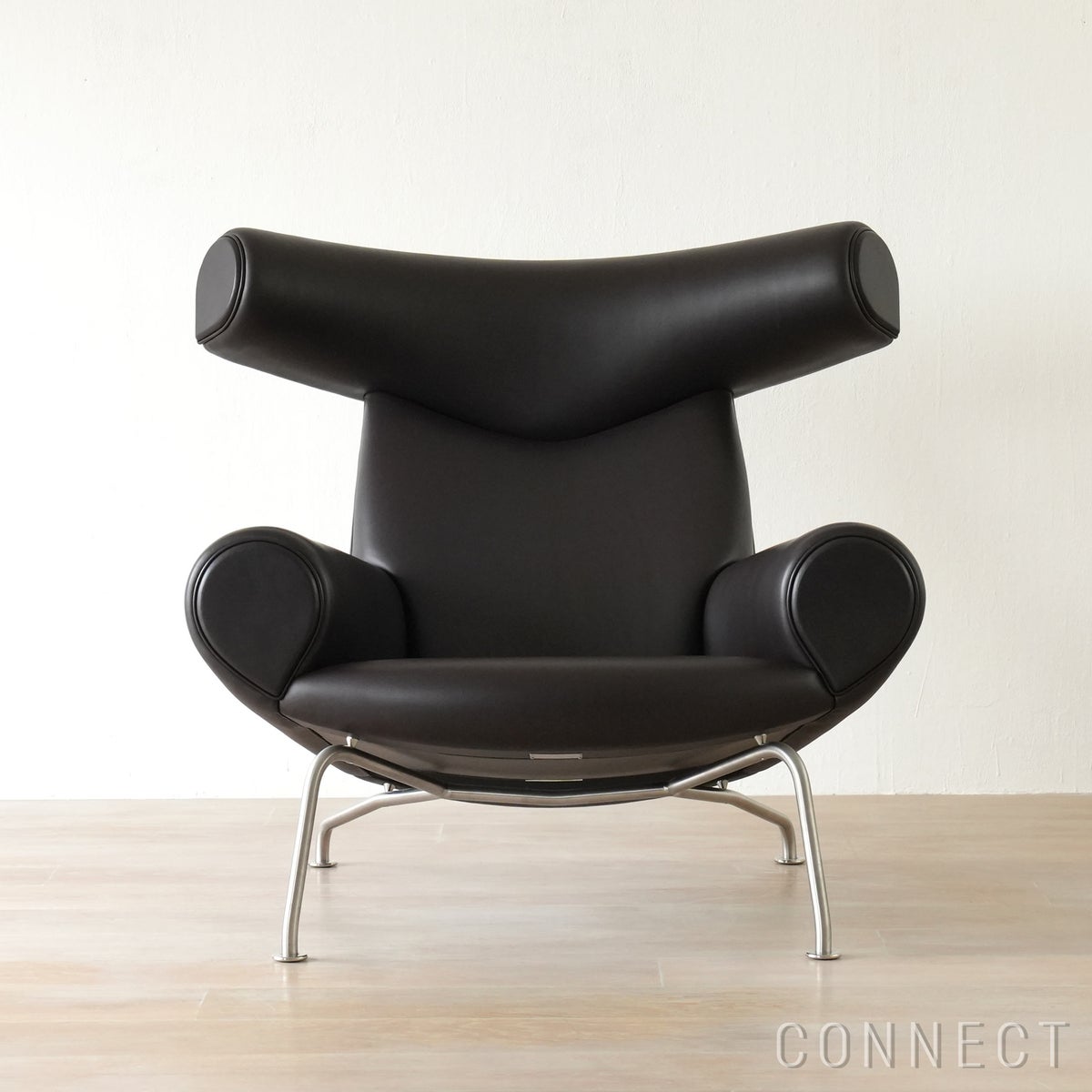 FREDERICIA（フレデリシア） Wegner Ox Chair（ウェグナーオックスチェア） / Model 1000 / ステンレススチールベース / レザー（Organic 906）