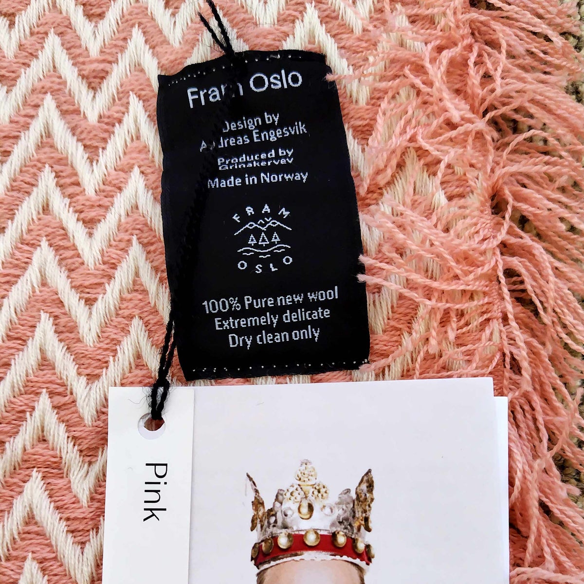 【アウトレット】norwegianicons（ノルウェジアンアイコンズ） / Bunad Blanket Fram Oslo（ブーナッドブランケットフラムオスロ） / Pink / 200×130cm