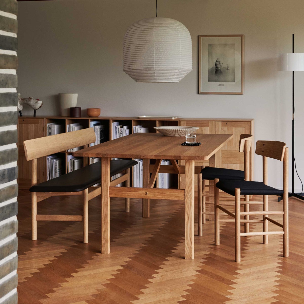 FREDERICIA（フレデリシア） / J39（モーエンセンチェア・シェーカーチェア） / オーク材・オイル仕上げ / ブラックキャンバス