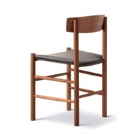 FREDERICIA（フレデリシア） / J39（モーエンセンチェア・シェーカーチェア） / ウォルナット材・オイル仕上げ / レザー（Omni 377 ダークブラウン）