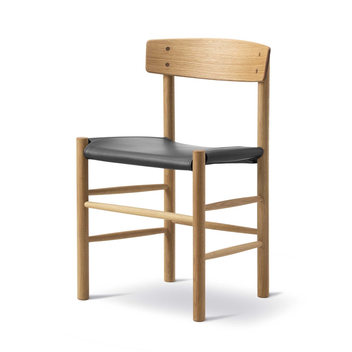 FREDERICIA（フレデリシア） / J39（モーエンセンチェア・シェーカーチェア） / オーク材・オイル仕上げ / レザー（Omni 301 ブラック）