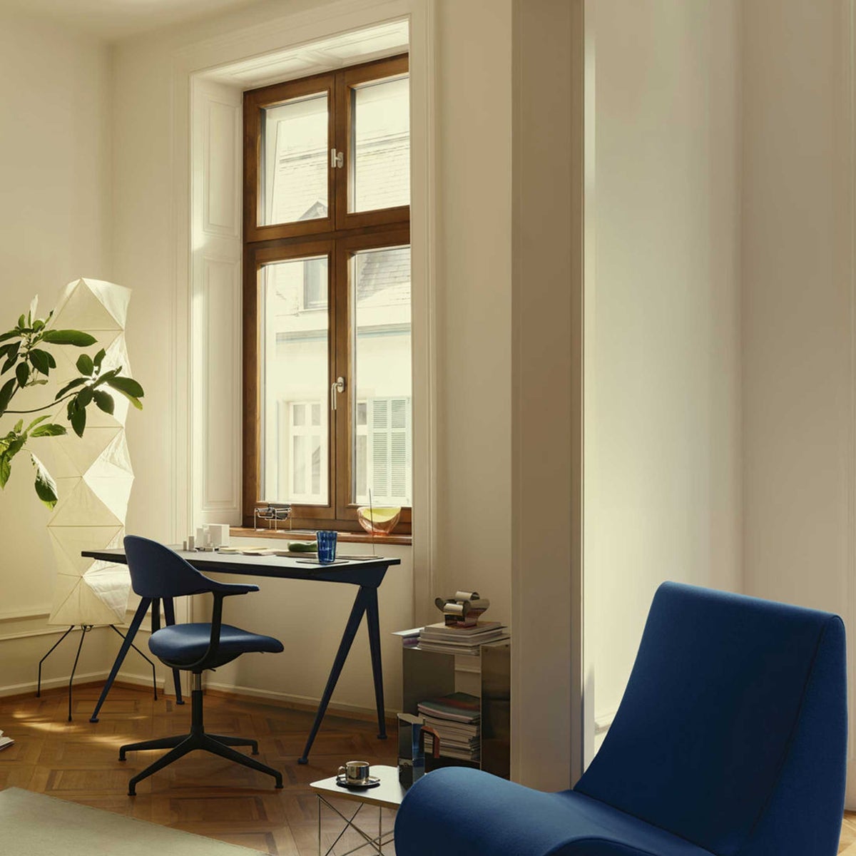 Vitra（ヴィトラ） / Amoebe（アムーべ） / Hola（dark blue） / ラウンジチェア