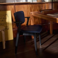 Artek（アルテック） / DOMUS CHAIR（ドムスチェア） / バーチ材・ブラックステイン仕上げ / 革張り Spectrum marine《New beauty versions》