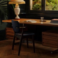 Artek（アルテック） / DOMUS CHAIR（ドムスチェア） / バーチ材・ブラックステイン仕上げ / 革張り Spectrum marine《New beauty versions》