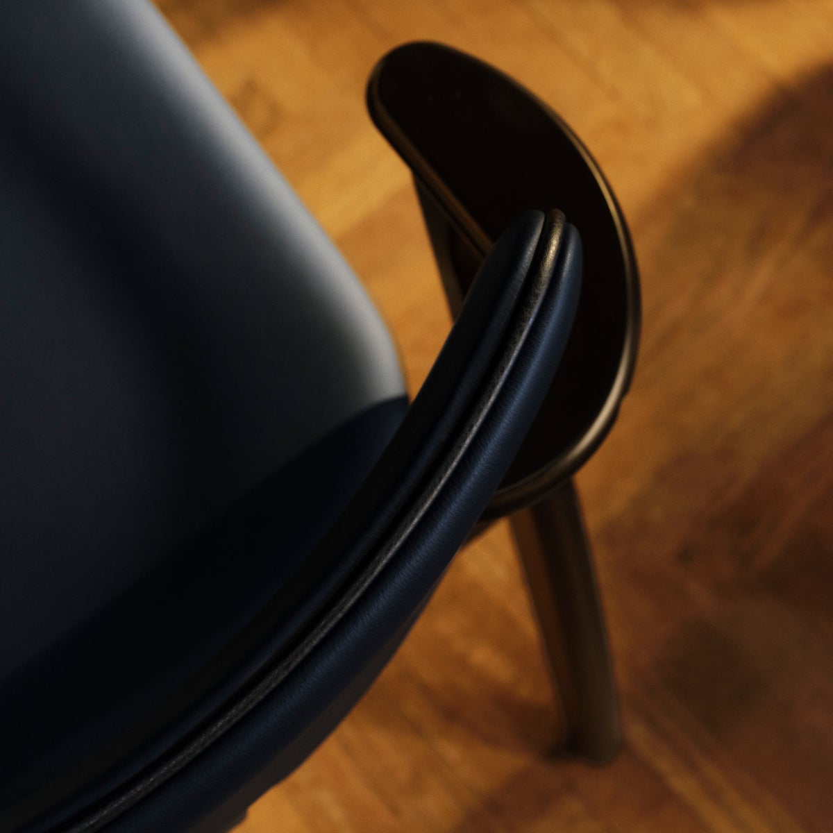 Artek（アルテック） / DOMUS CHAIR（ドムスチェア） / バーチ材・ブラックステイン仕上げ / 革張り Spectrum marine《New beauty versions》