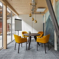 Vitra（ヴィトラ） / Gueridon（ゲリドン）φ105cm / ダークオーク・オイル仕上げ / ラウンドテーブル