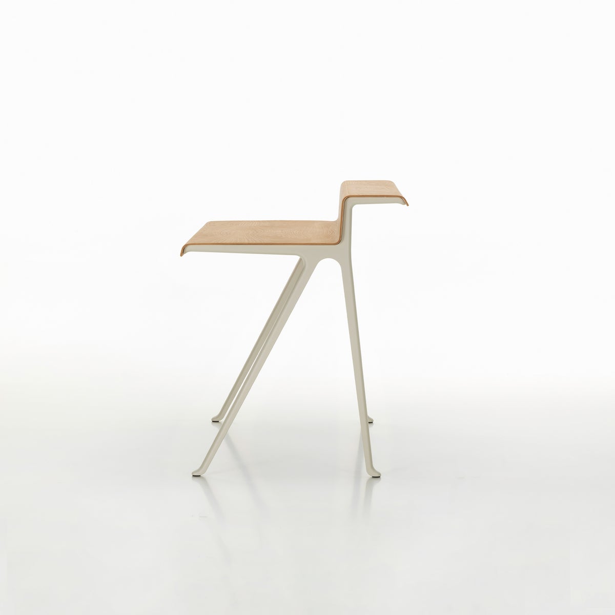 Vitra（ヴィトラ） / Courier（クーリエ） / テーブルトップ全2色・ベース全3色 / デスク