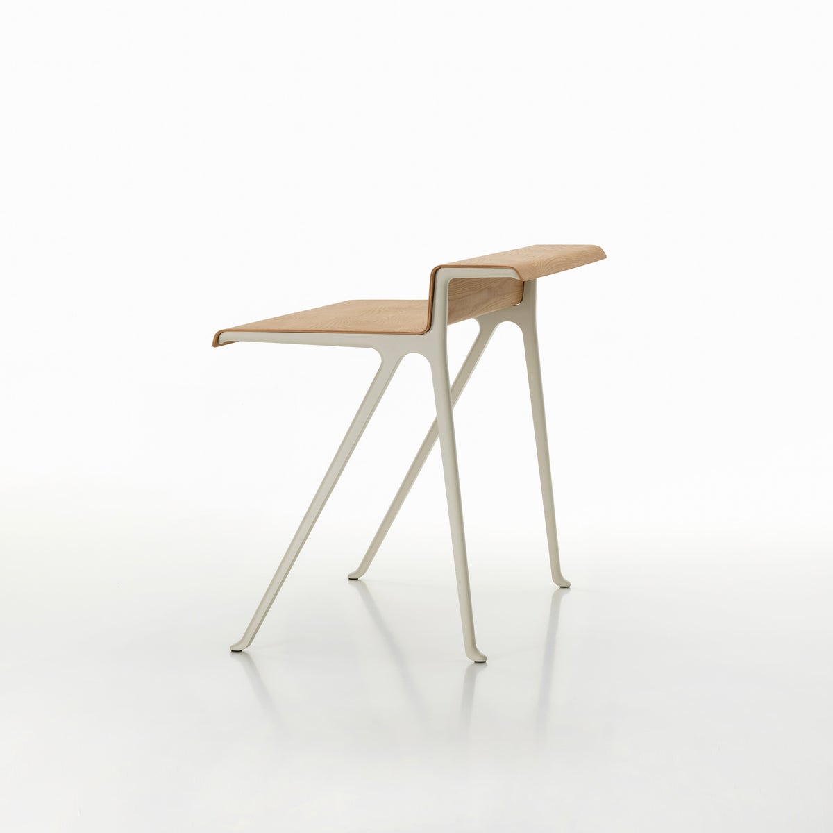 Vitra（ヴィトラ） / Courier（クーリエ） / テーブルトップ全2色・ベース全3色 / デスク