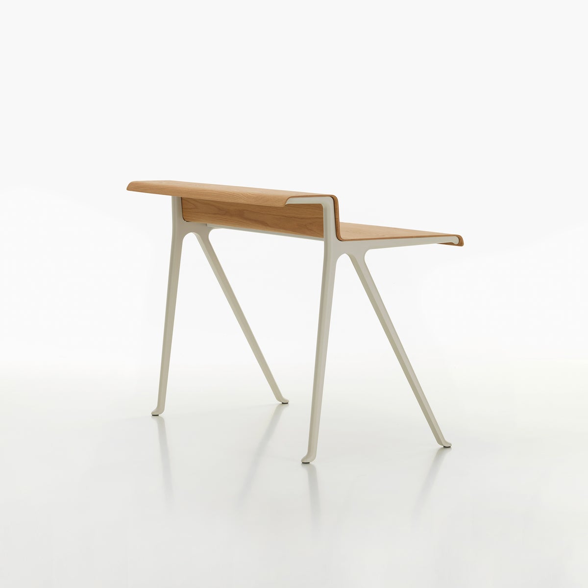 Vitra（ヴィトラ） / Courier（クーリエ） / テーブルトップ全2色・ベース全3色 / デスク