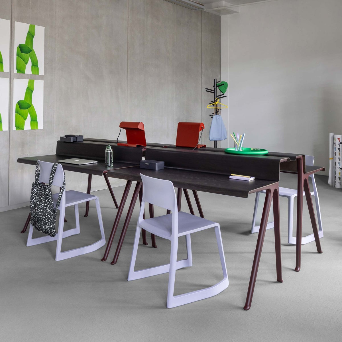 Vitra（ヴィトラ） / Courier（クーリエ） / テーブルトップ全2色・ベース全3色 / デスク