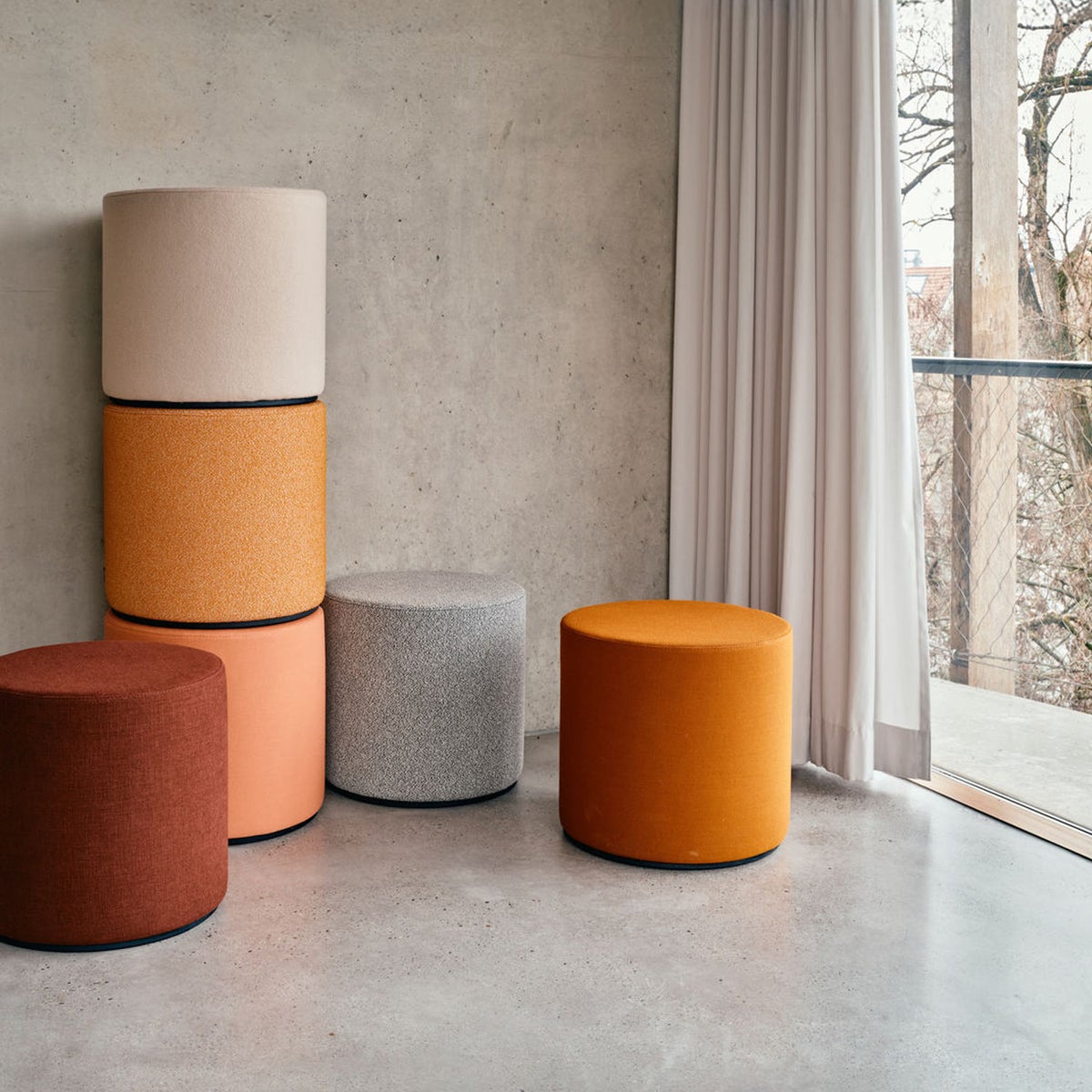 Vitra（ヴィトラ） / Visiona Stool（ヴィジョナ スツール） / Hola（dark blue） / スツール