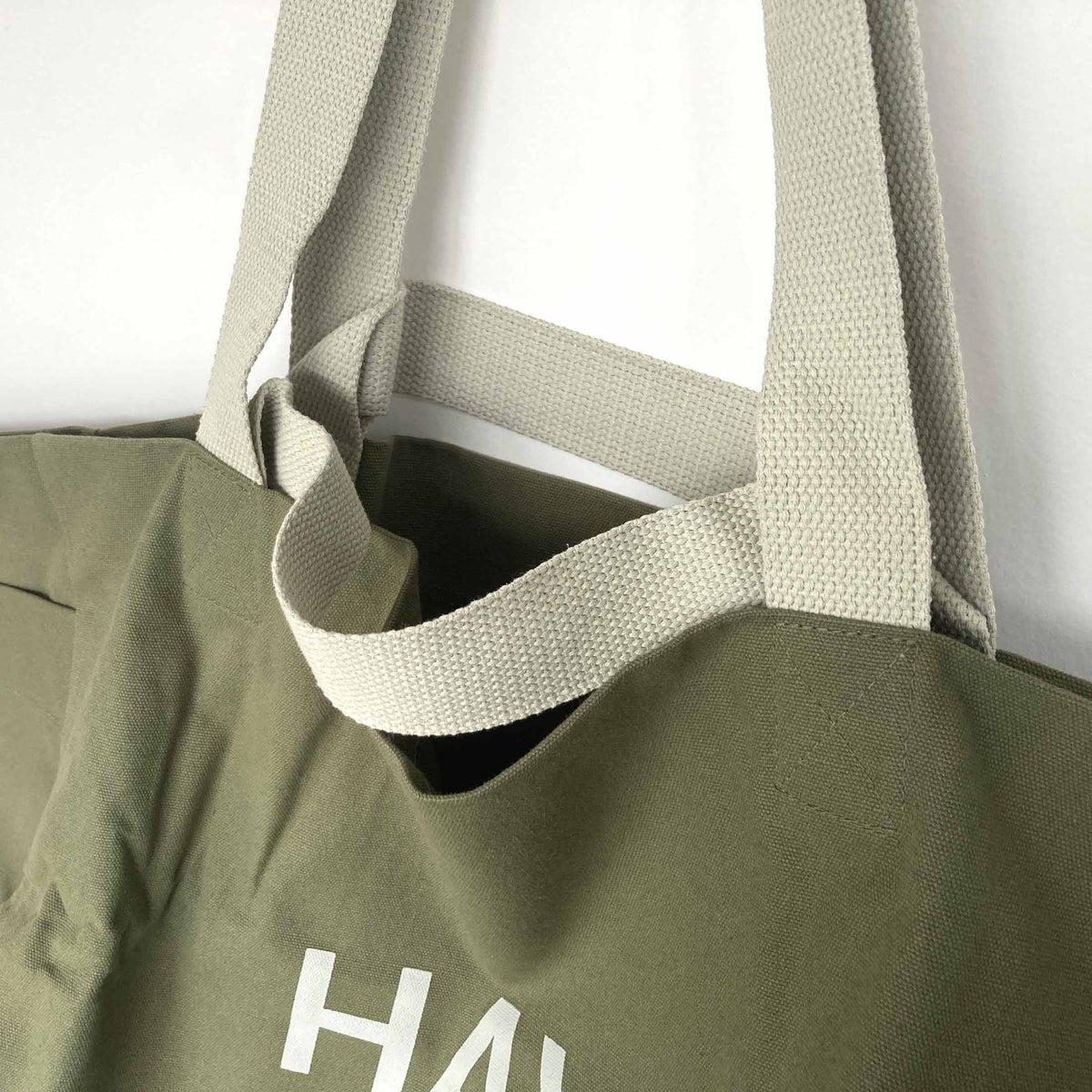 【アウトレット】HAY（ヘイ） / WEEKEND BAG NO 2（ウィークエンドバッグ） / オリーブ