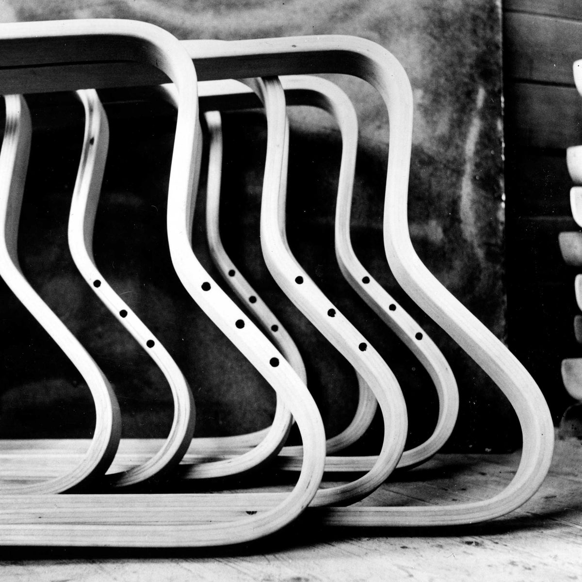 Artek（アルテック） / Armchair 41 （アームチェア 41） / Paimio（パイミオ） / バーチ材・ナチュラルラッカー仕上げ / 座面・全2色 / チェア