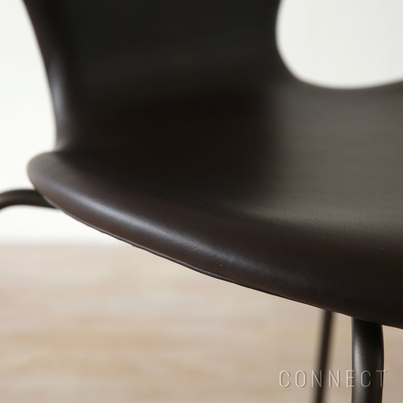 FRITZ HANSEN（フリッツ・ハンセン） / SERIES 7（セブンチェア） / Essential Leather（エッセンシャルレザー） / ダークブラウン / フルパディング