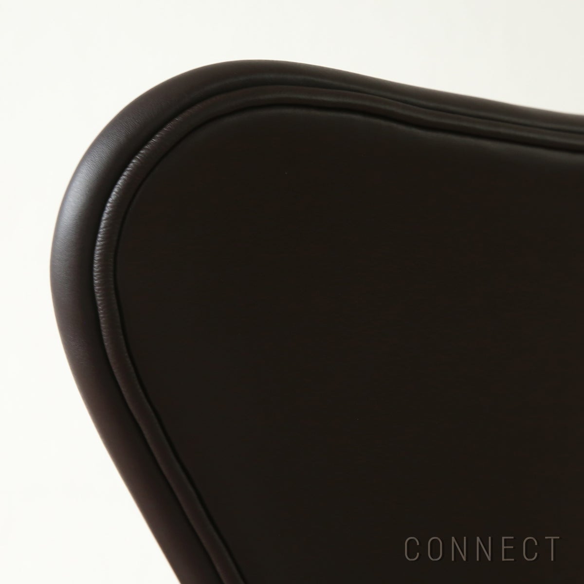 FRITZ HANSEN（フリッツ・ハンセン） / SERIES 7（セブンチェア） / Essential Leather（エッセンシャルレザー） / ダークブラウン / フルパディング