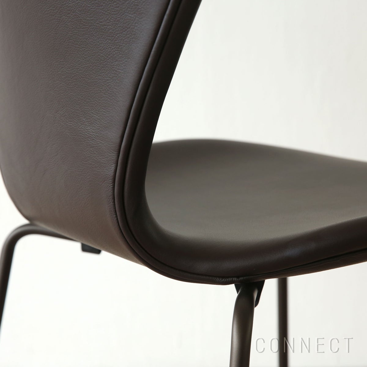 FRITZ HANSEN（フリッツ・ハンセン） / SERIES 7（セブンチェア） / Essential Leather（エッセンシャルレザー） / ダークブラウン / フルパディング