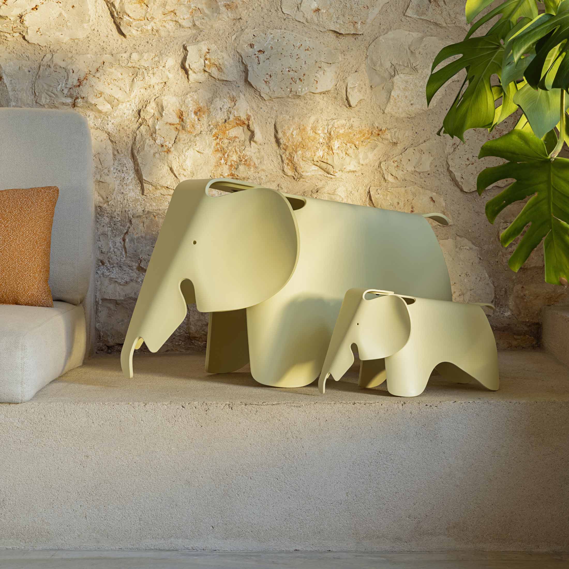 リビングキャンペーンpt10倍】Vitra（ヴィトラ） / Eames Elephant RE