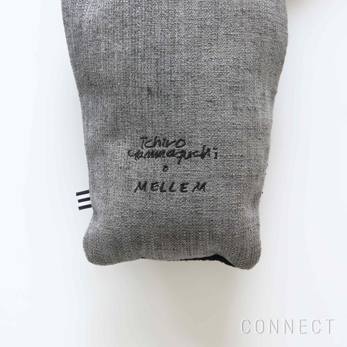 MELLEM（メレム） / 山口一郎 / Kvadrat（クヴァドラ） / Levende（レベンデ） / Kat（キャット） / Vidar（ヴィダー）× Maple（メープル） / ブラック / Lサイズ / オブジェ