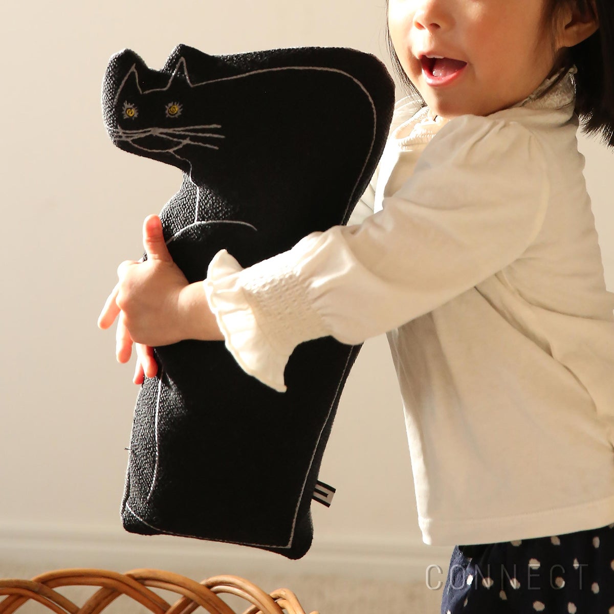 MELLEM（メレム） / 山口一郎 / Kvadrat（クヴァドラ） / Levende（レベンデ） / Kat（キャット） / Vidar（ヴィダー）× Maple（メープル） / ブラック / Lサイズ / オブジェ