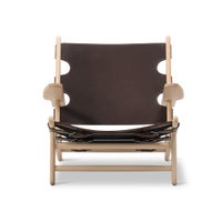 FREDERICIA（フレデリシア） / The Hunting Chair（ハンティングチェア） / 75th Anniversary edition / Ash light oil 仕上げ / レザー（Dark Brown） / サイン刻印のプレート付 / ラウンジチェア