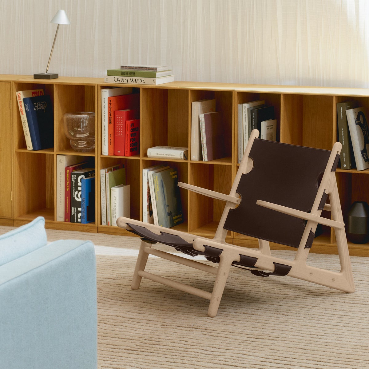 FREDERICIA（フレデリシア） / The Hunting Chair（ハンティングチェア） / 75th Anniversary edition / Ash light oil 仕上げ / レザー（Dark Brown） / サイン刻印のプレート付 / ラウンジチェア