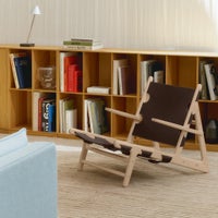 FREDERICIA（フレデリシア） / The Hunting Chair（ハンティングチェア） / 75th Anniversary edition / Ash light oil 仕上げ / レザー（Dark Brown） / サイン刻印のプレート付 / ラウンジチェア