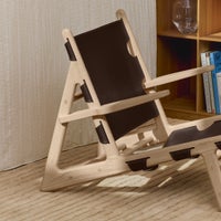 FREDERICIA（フレデリシア） / The Hunting Chair（ハンティングチェア） / 75th Anniversary edition / Ash light oil 仕上げ / レザー（Dark Brown） / サイン刻印のプレート付 / ラウンジチェア