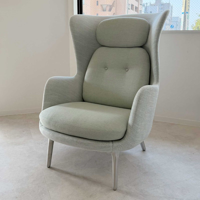 FRITZ HANSEN（フリッツ・ハンセン） / RO（ロオチェア） / サテン仕上げアルミ製ベース / Sunniva 132 ミントグリーン× Sunniva 723 ホワイト・ライトブルー / ラウンジチェア / フットスツールセット