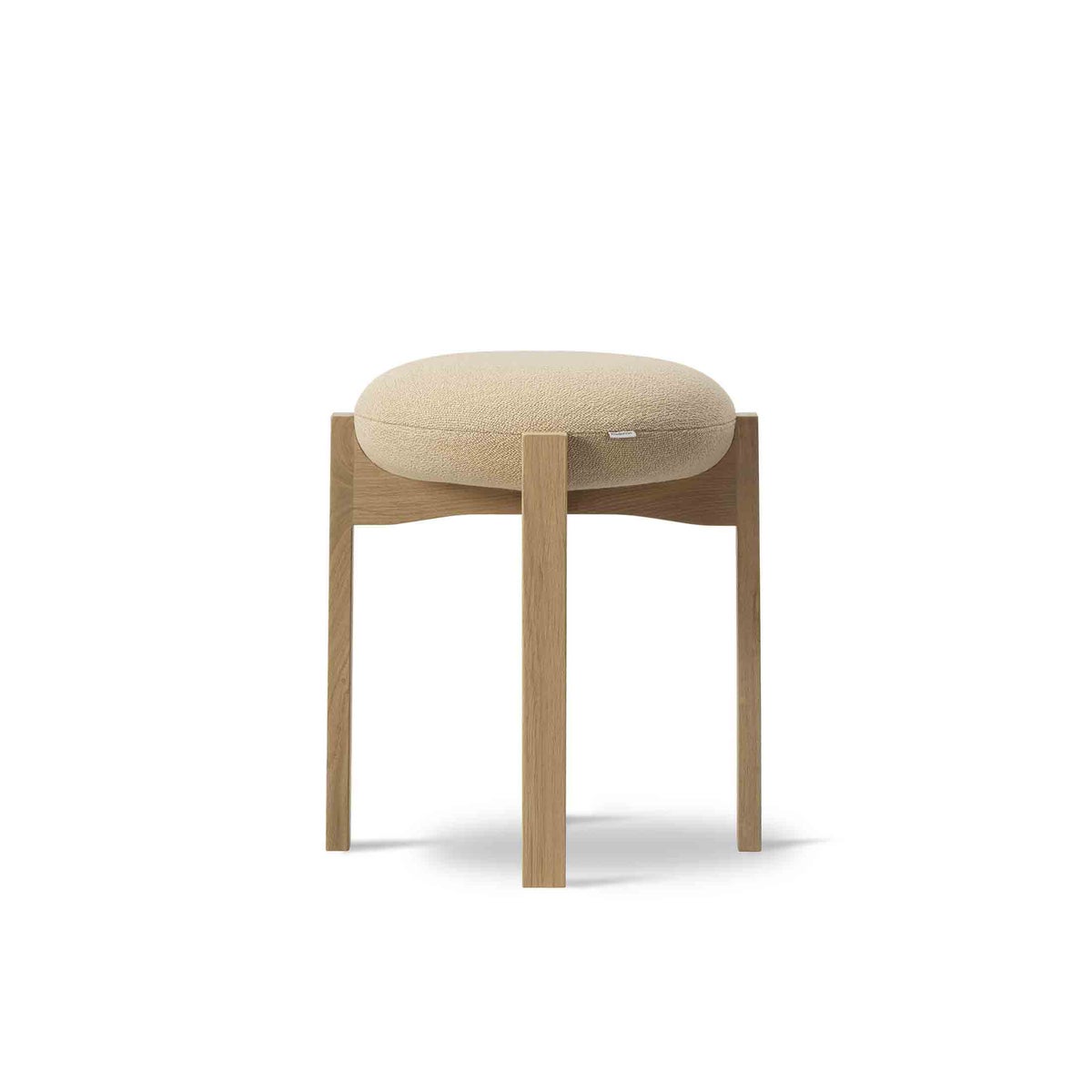 FREDERICIA（フレデリシア） / Pioneer Stool（パイオニア スツール） / Model 6830 / オーク材・ラッカー仕上げ / Vidar 323