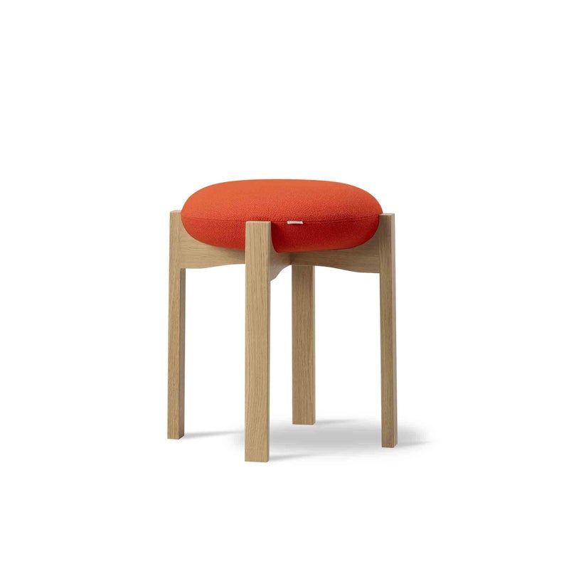 FREDERICIA（フレデリシア） / Pioneer Stool（パイオニア スツール） / Model 6830 / オーク材・ラッカー仕上げ / Vidar 542