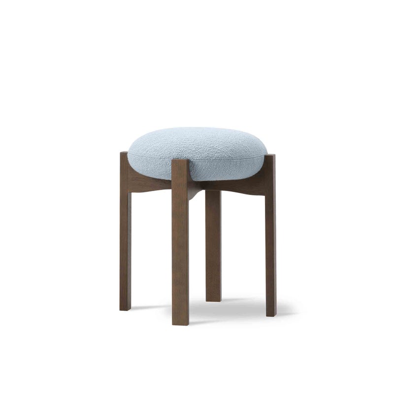 FREDERICIA（フレデリシア） / Pioneer Stool（パイオニア スツール） / Model 6830 / スモークドオーク材・ステイン仕上げ / Helia 733