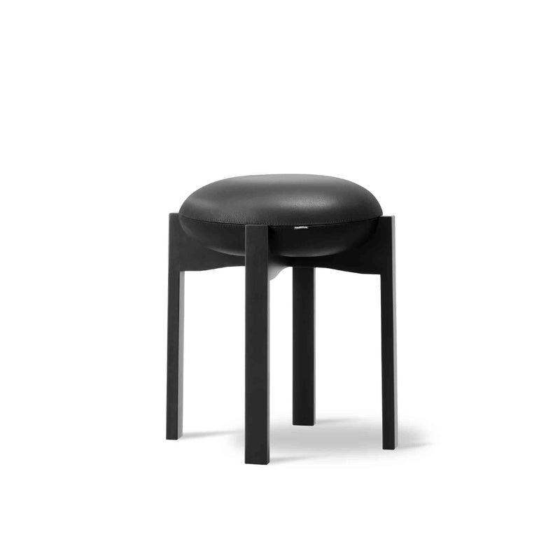 FREDERICIA（フレデリシア） / Pioneer Stool（パイオニア スツール） / Model 6830 / ビーチ材・ブラックラッカー仕上げ / Primo 88 Black