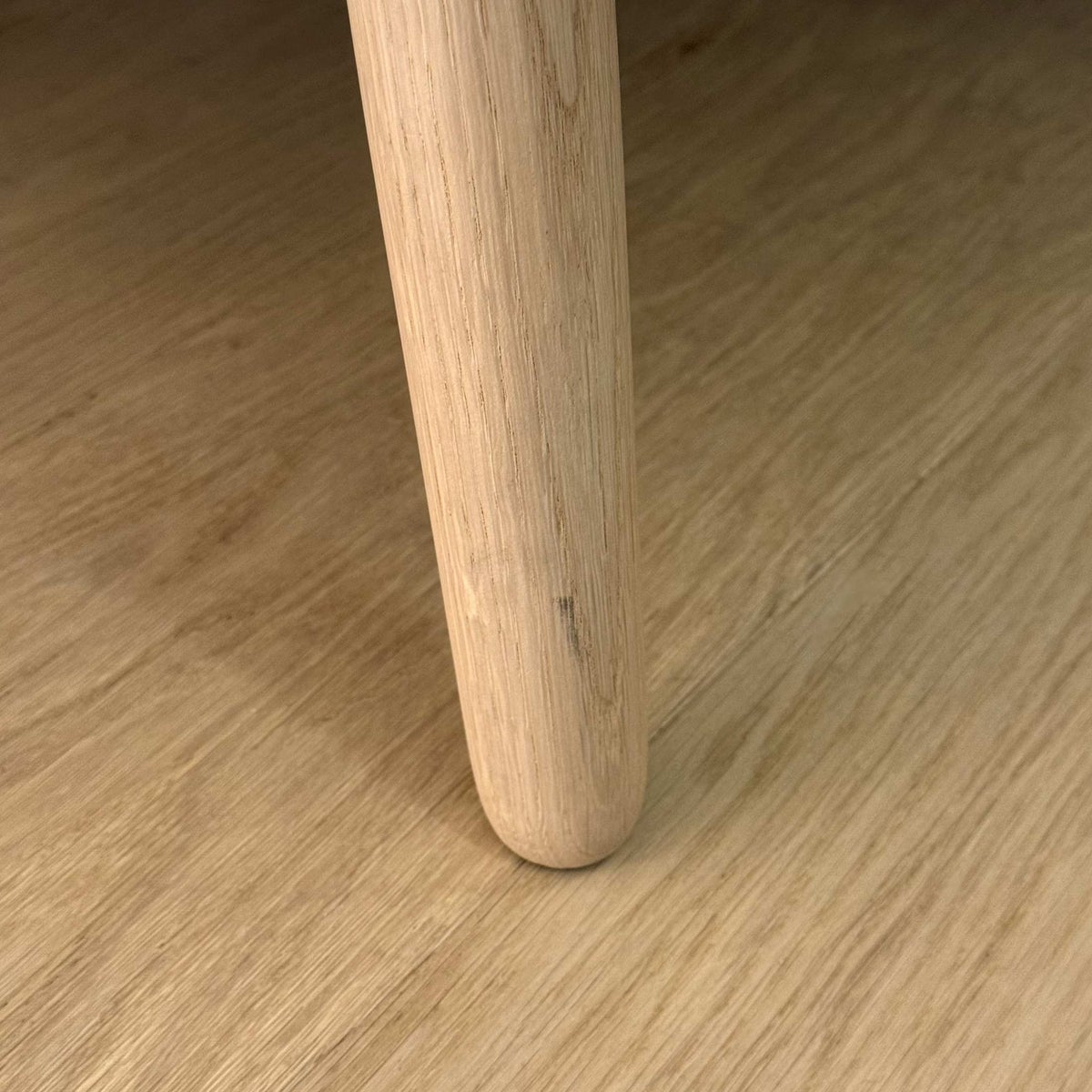 【ポイント20倍】【アウトレット】FRITZ HANSEN（フリッツ・ハンセン） / FRI（フリチェア） フットスツールセット / ウッドベース / Sunniva（スニバ）233 ライトベージュ×Moss（モス）0019 ゴールデンベージュ / ラウンジチェア