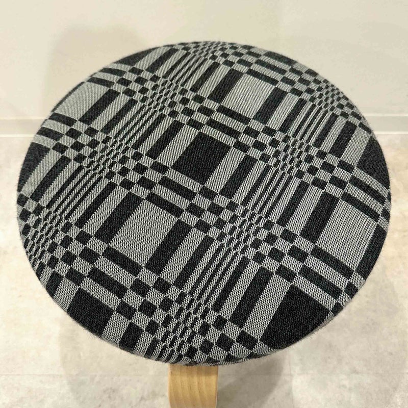 CONNECT別注　Artek（アルテック） × JOHANNA GULLICHSEN（ヨハンナ・グリクセン） / STOOL 60 （スツール60） / バーチ材 / 座面・Fabric Contract / ドリス・グレイ